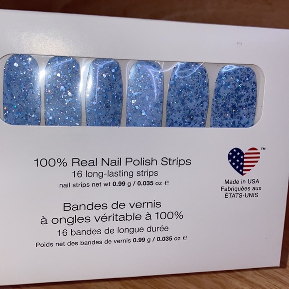“Ice Castle” Color Street, 100% Nail Polish Strips - Picture 2 of 4